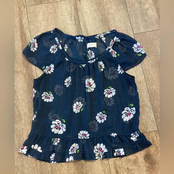 Abercrombie and Fitch women’s M floral lightweight cap sleeve blouse - Picture 1 of 6